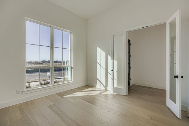 2128 Ten Mile Creek Road, Celina, TX 75009