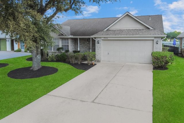 2923 N Peach Hollow Circle, Pearland, TX 77584