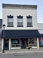 6276 W MAINE ST, Spirit Lake, ID 83869