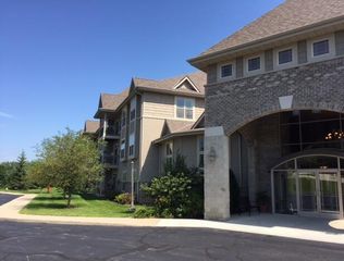 230 Hilldale DRIVE #1307, Hartford, WI 53027