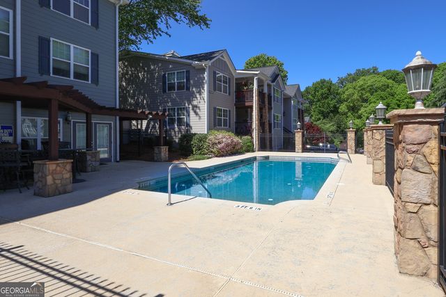 204 Madison Lane SE, Smyrna, GA 30080
