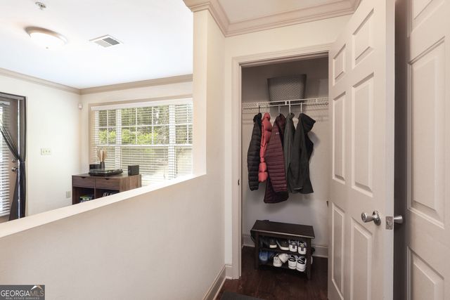 204 Madison Lane SE, Smyrna, GA 30080