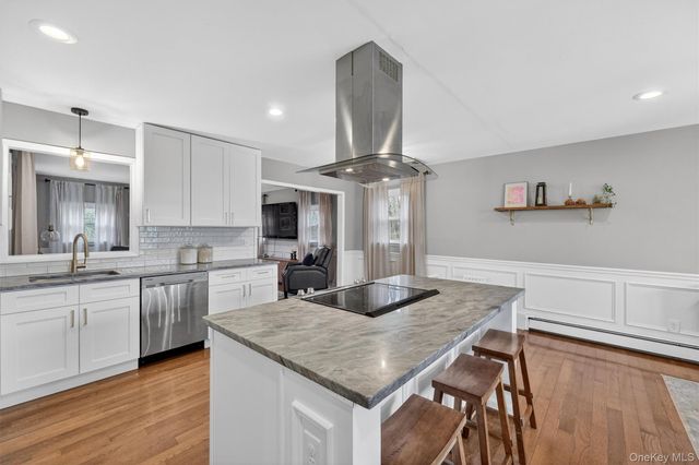 21 Russo Drive, Hopewell Junction, NY 12533