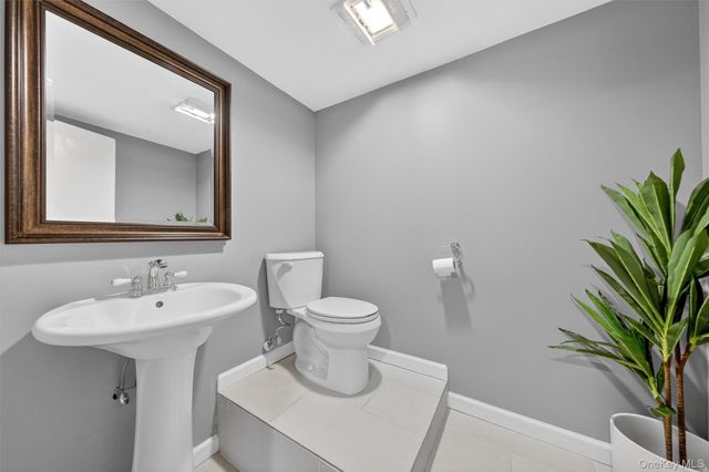 21 Russo Drive, Hopewell Junction, NY 12533