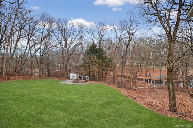 21 Russo Drive, Hopewell Junction, NY 12533