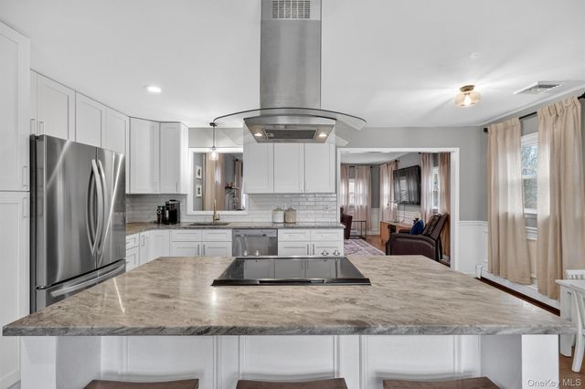 21 Russo Drive, Hopewell Junction, NY 12533