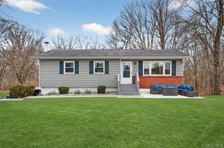 21 Russo Drive, Hopewell Junction, NY 12533