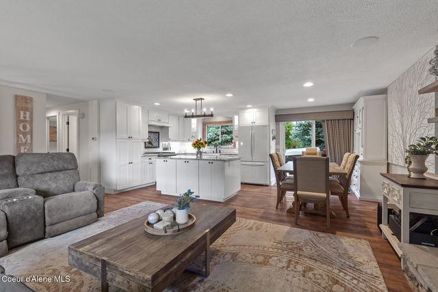 9636 N Idaho Rd, Post Falls, ID 83854