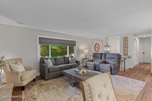 9636 N Idaho Rd, Post Falls, ID 83854