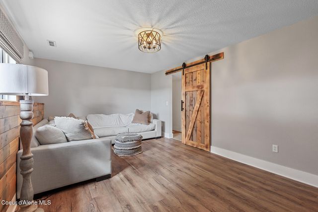 9636 N Idaho Rd, Post Falls, ID 83854