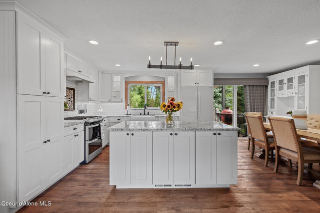 9636 N Idaho Rd, Post Falls, ID 83854