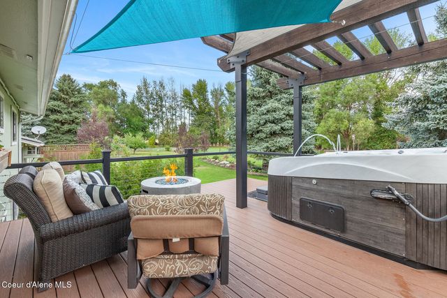 9636 N Idaho Rd, Post Falls, ID 83854