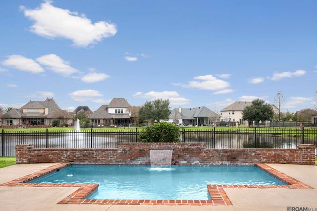 3225 Grand Way Ave, Baton Rouge, LA 70810