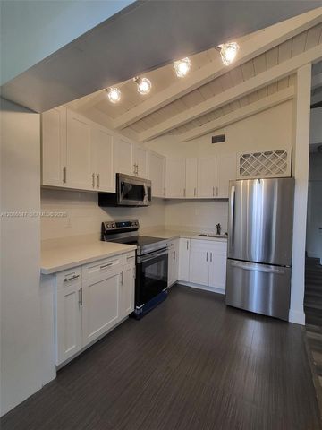 4431 SW 10th Street, Miami, FL 33134
