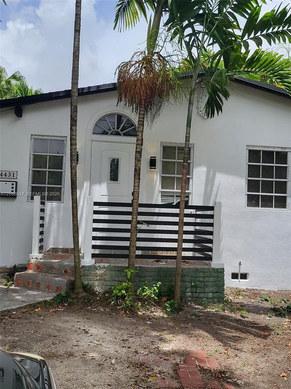 4431 SW 10th Street, Miami, FL 33134