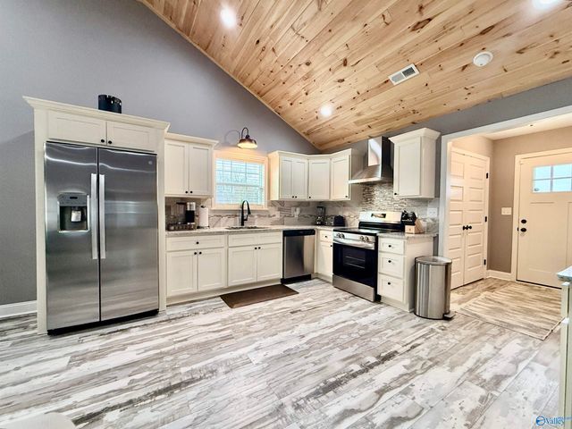 2364 Kuykendall Road, Albertville, AL 35951