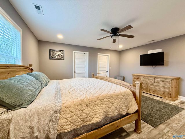 2364 Kuykendall Road, Albertville, AL 35951