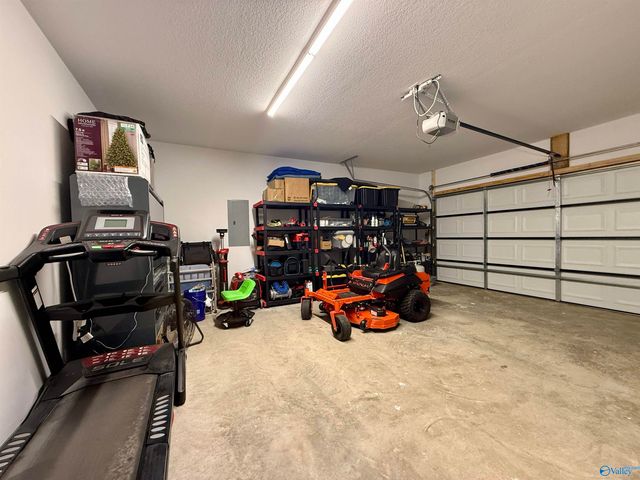 2364 Kuykendall Road, Albertville, AL 35951