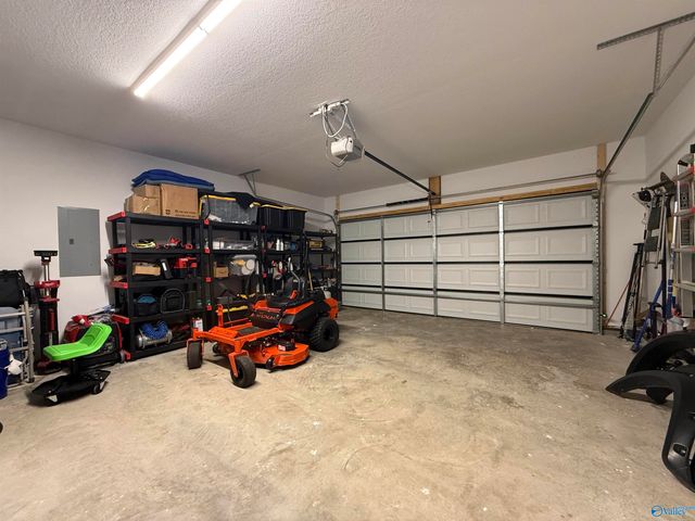 2364 Kuykendall Road, Albertville, AL 35951