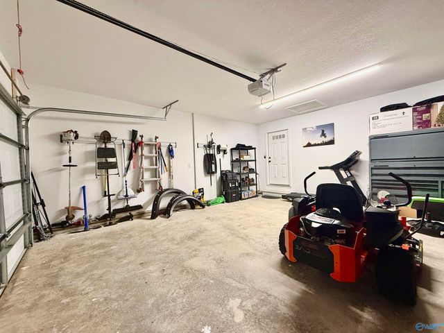 2364 Kuykendall Road, Albertville, AL 35951