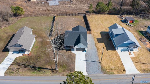 2364 Kuykendall Road, Albertville, AL 35951