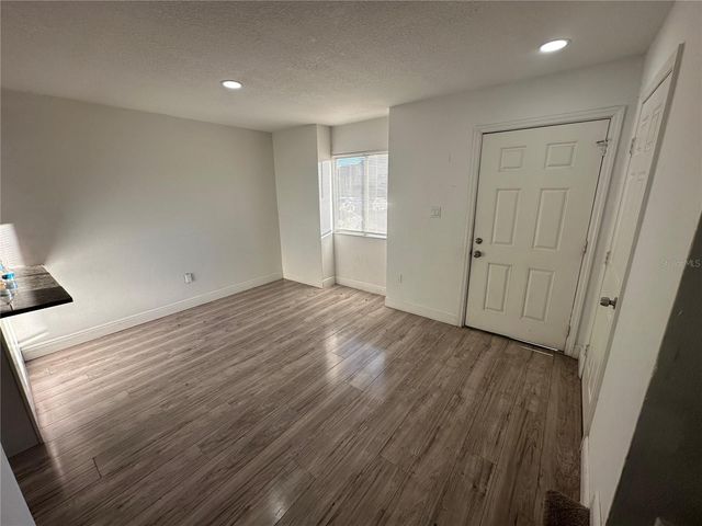 5064 DOWNING STREET 4, Orlando, FL 32839