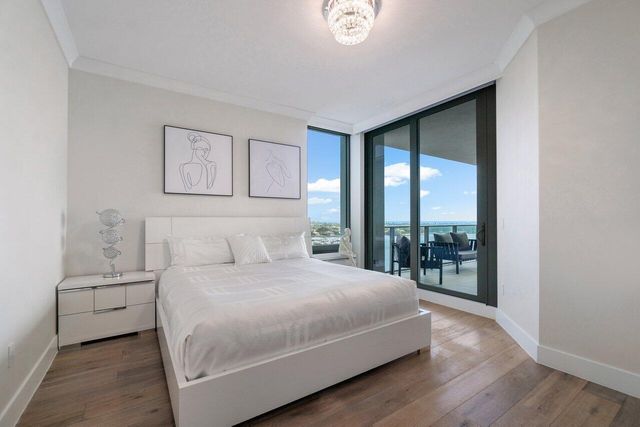 1 Water Club Way 1103, North Palm Beach, FL 33408