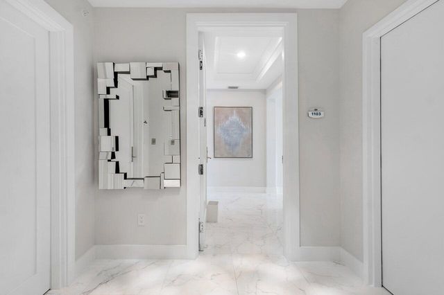 1 Water Club Way 1103, North Palm Beach, FL 33408