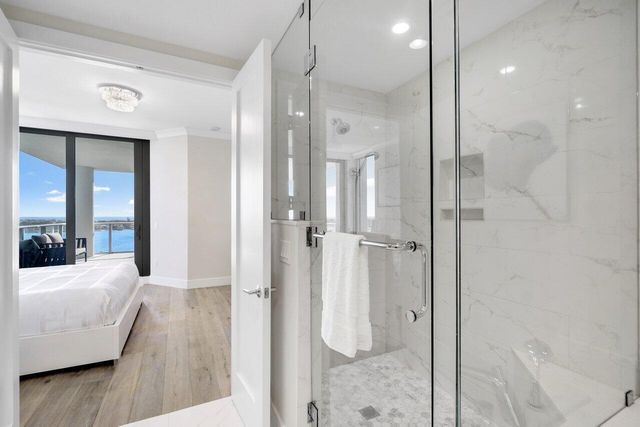 1 Water Club Way 1103, North Palm Beach, FL 33408