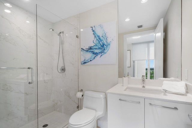 1 Water Club Way 1103, North Palm Beach, FL 33408