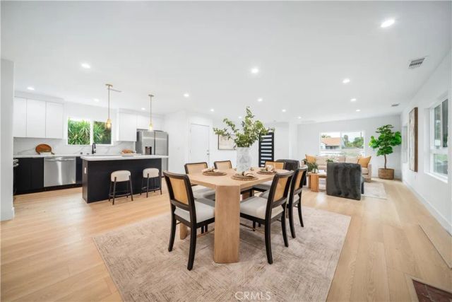 19918 Kittridge St, Winnetka, CA 91306