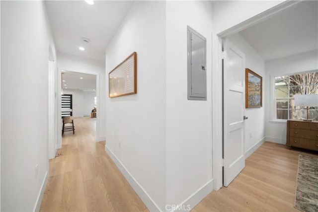 19918 Kittridge St, Winnetka, CA 91306