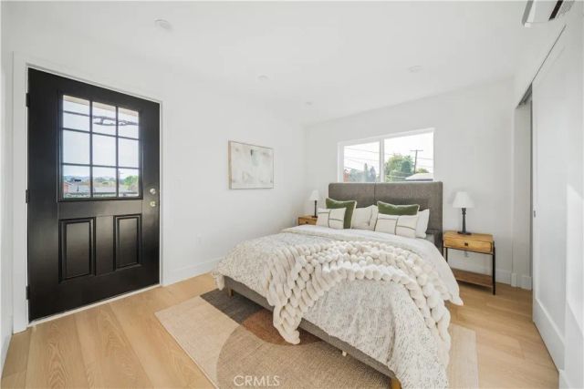 19918 Kittridge St, Winnetka, CA 91306