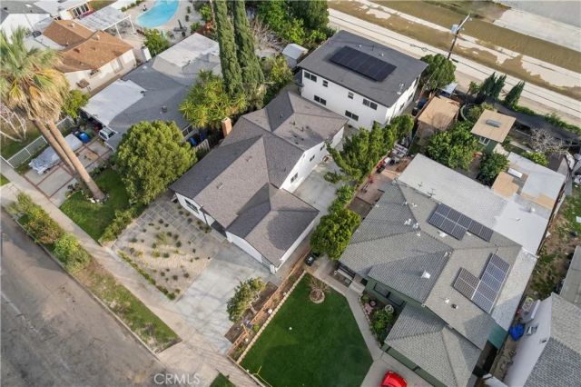 19918 Kittridge St, Winnetka, CA 91306