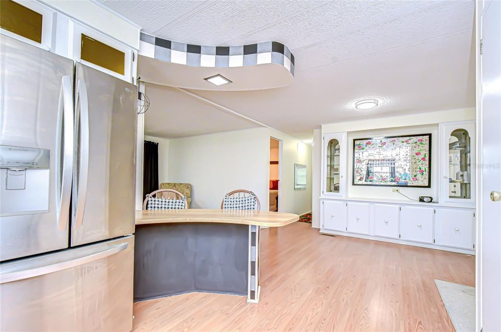 Image 19 of property listing at 5305 POWHATTAN STREET, Zephyrhills, FL 33542