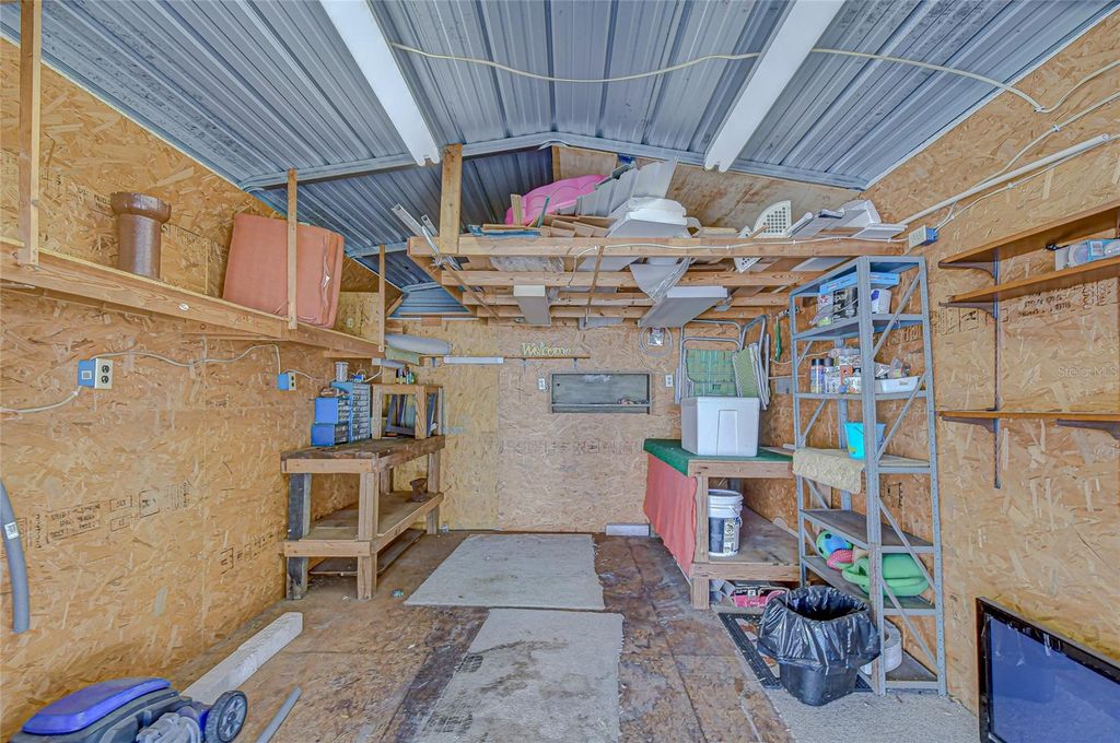 Image 8 of property listing at 5305 POWHATTAN STREET, Zephyrhills, FL 33542