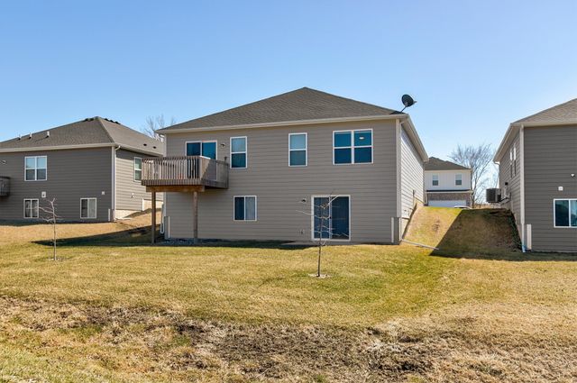 115 Dakota Circle, Waukee, IA 50263