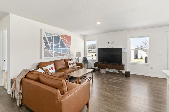 115 Dakota Circle, Waukee, IA 50263