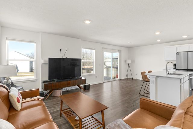 115 Dakota Circle, Waukee, IA 50263