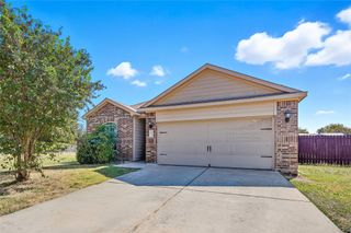1020 Walnut Ridge Drive, Hutchins, TX 75141