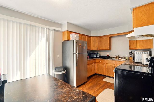 3117 SCHUETZEN Lane, Davenport, IA 52804