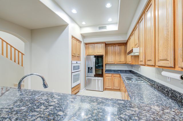 28990 N WHITE FEATHER Lane 140, Scottsdale, AZ 85262
