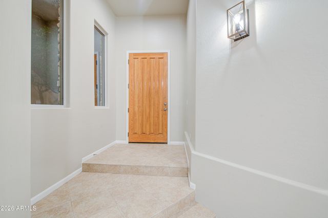 28990 N WHITE FEATHER Lane 140, Scottsdale, AZ 85262