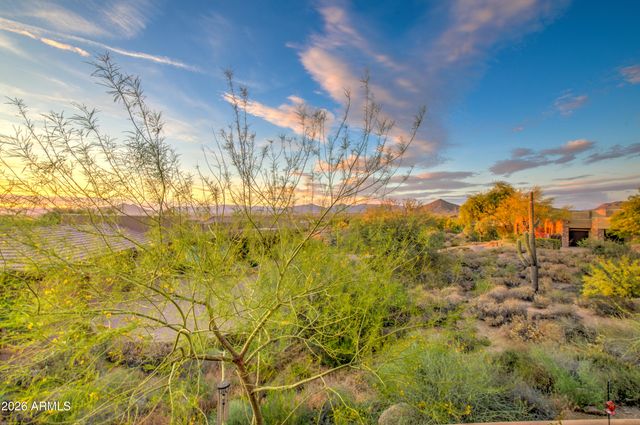 28990 N WHITE FEATHER Lane 140, Scottsdale, AZ 85262