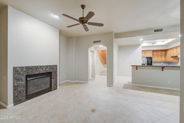 28990 N WHITE FEATHER Lane 140, Scottsdale, AZ 85262