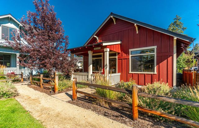 233 W Heising Drive, Sisters, OR 97759