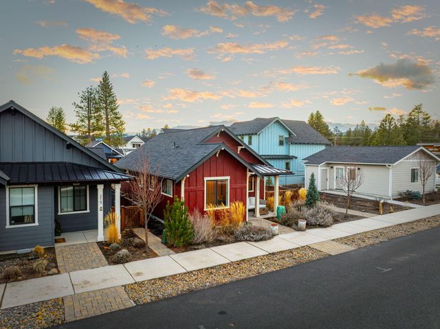 233 W Heising Drive, Sisters, OR 97759