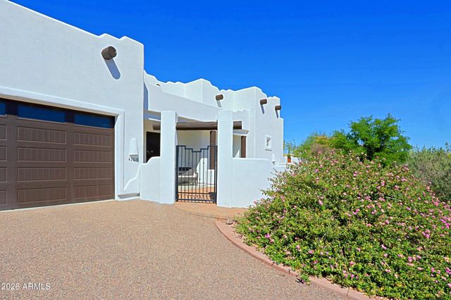 42618 N 3RD Avenue, New River, AZ 85087