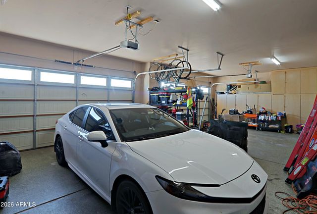 42618 N 3RD Avenue, New River, AZ 85087