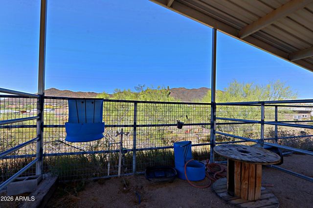 42618 N 3RD Avenue, New River, AZ 85087